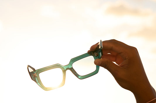 Polarized vs. Non-Polarized - Sunglasses for the Beach